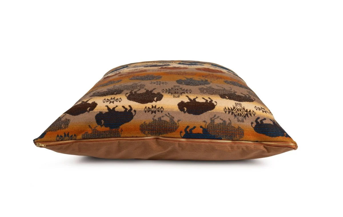 Land of the Buffalo Heritage Wool Pet Bed