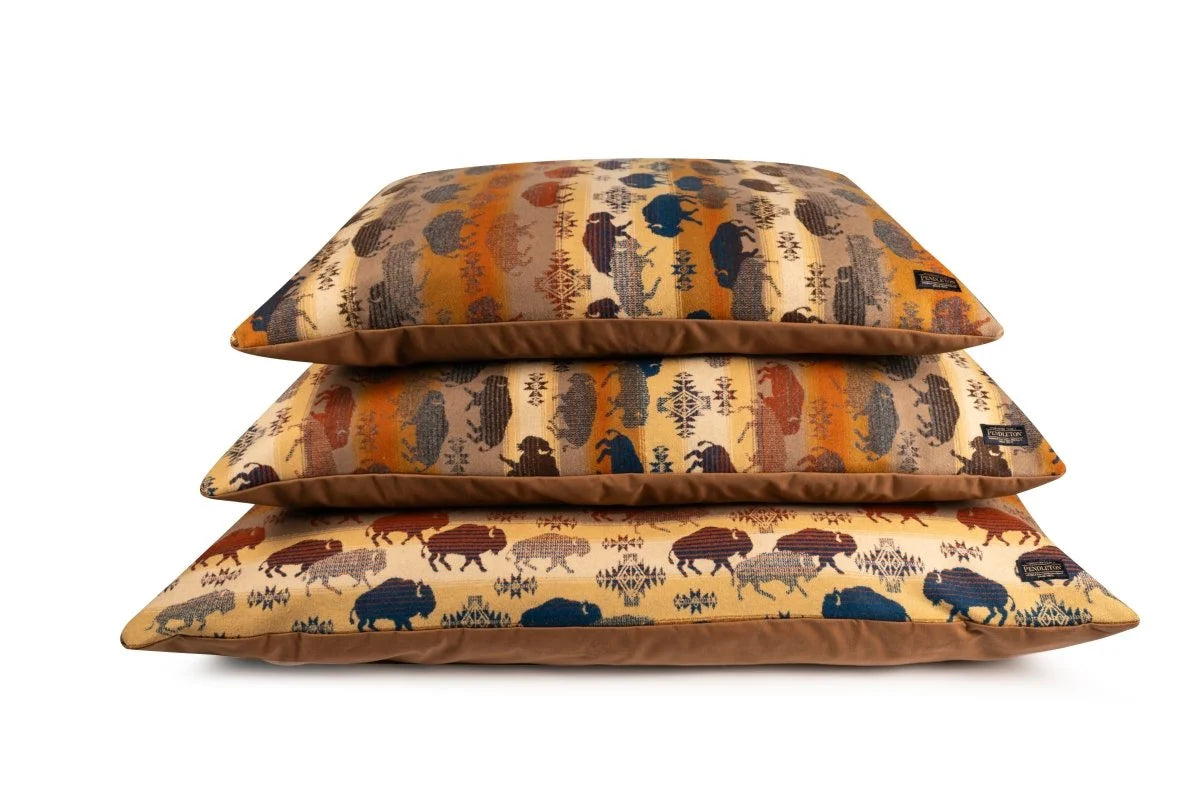Land of the Buffalo Heritage Wool Pet Bed
